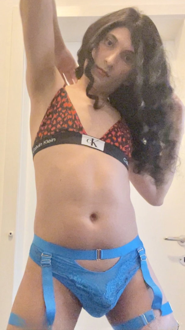 Ich Bin Zurueck In Basel Stadt Mit Sexy Frauenunterwaesche Fuer Dich - foto 5