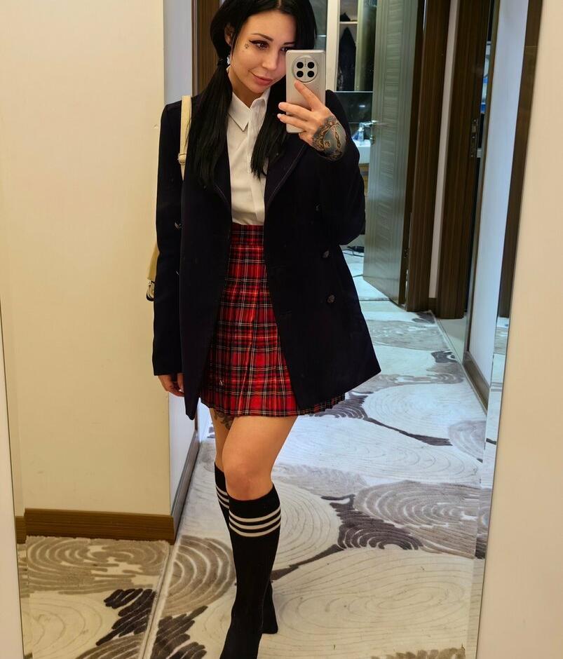 Vivian - photo 46