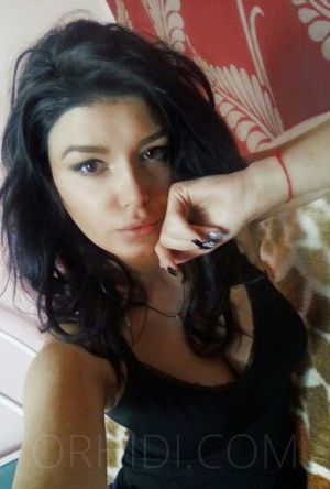 Azura - foto 2