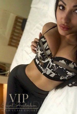 Louise - photo 6