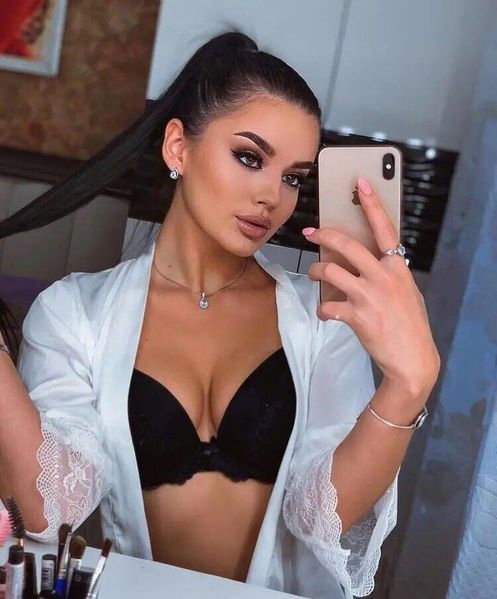 Sexy Jolinna - photo 3