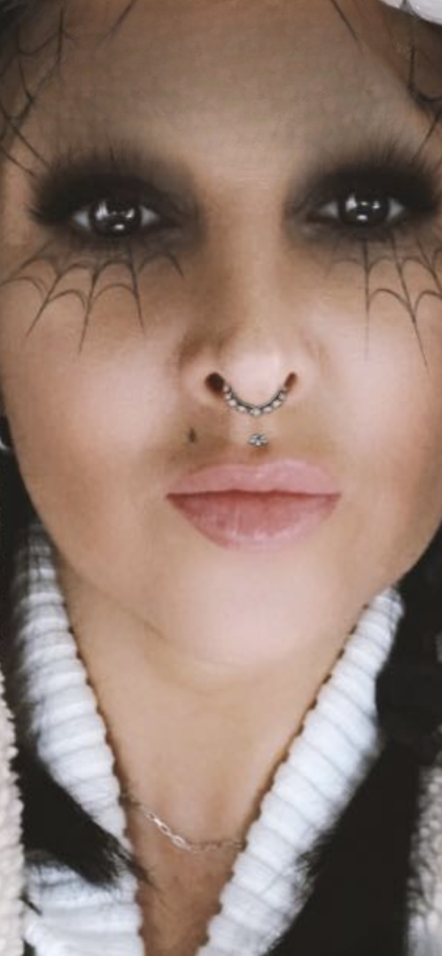 Webcam Stark Behaarte Gina - photo 3