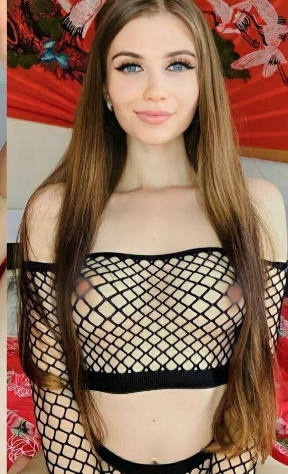 Nikole - photo 43