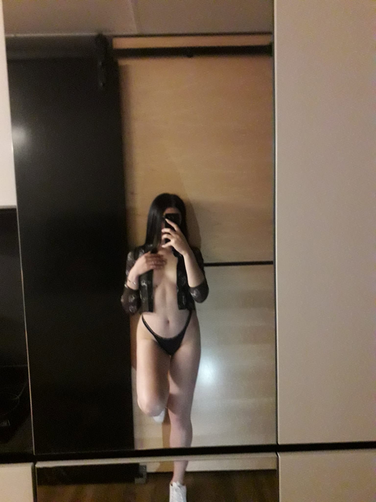Julia Hot And Sexy - foto 3