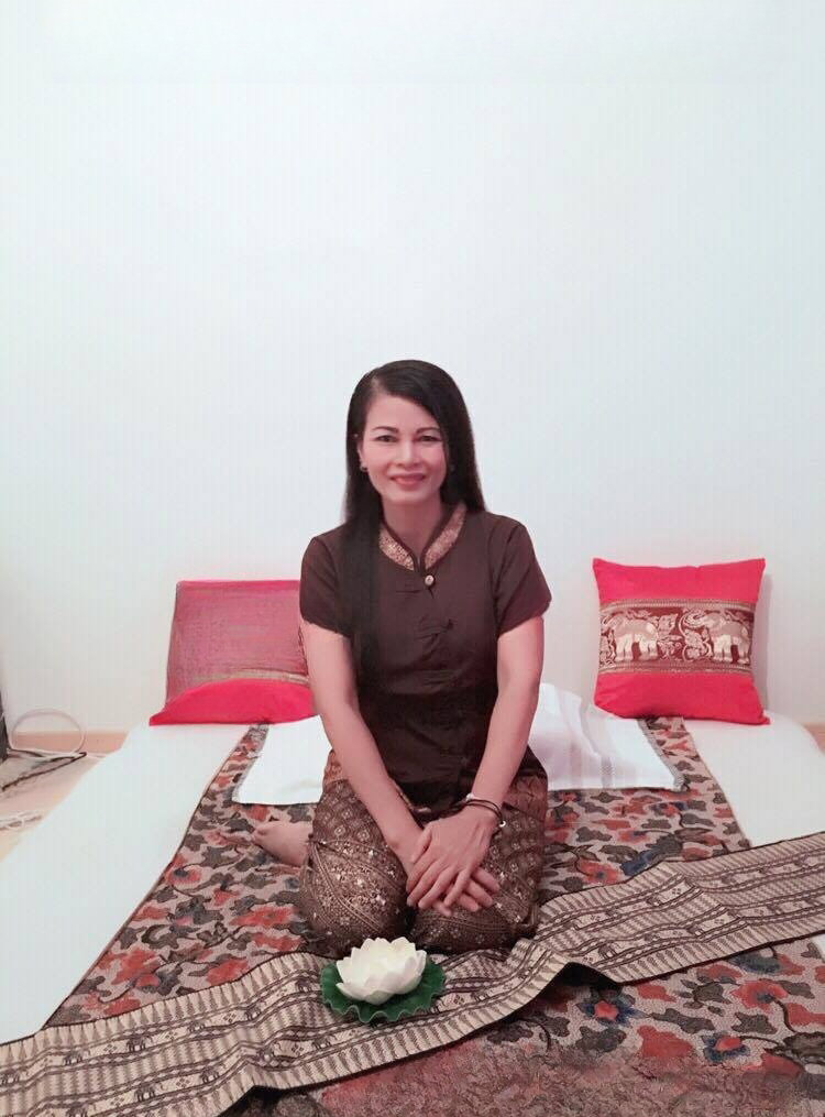 Am Rheinfall Hong Thai Massage Relaxing Body And Foots Massage Kein Sex - foto 3