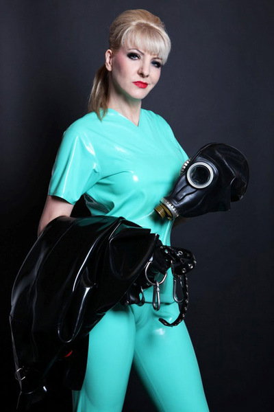 Domina Esther - photo 37