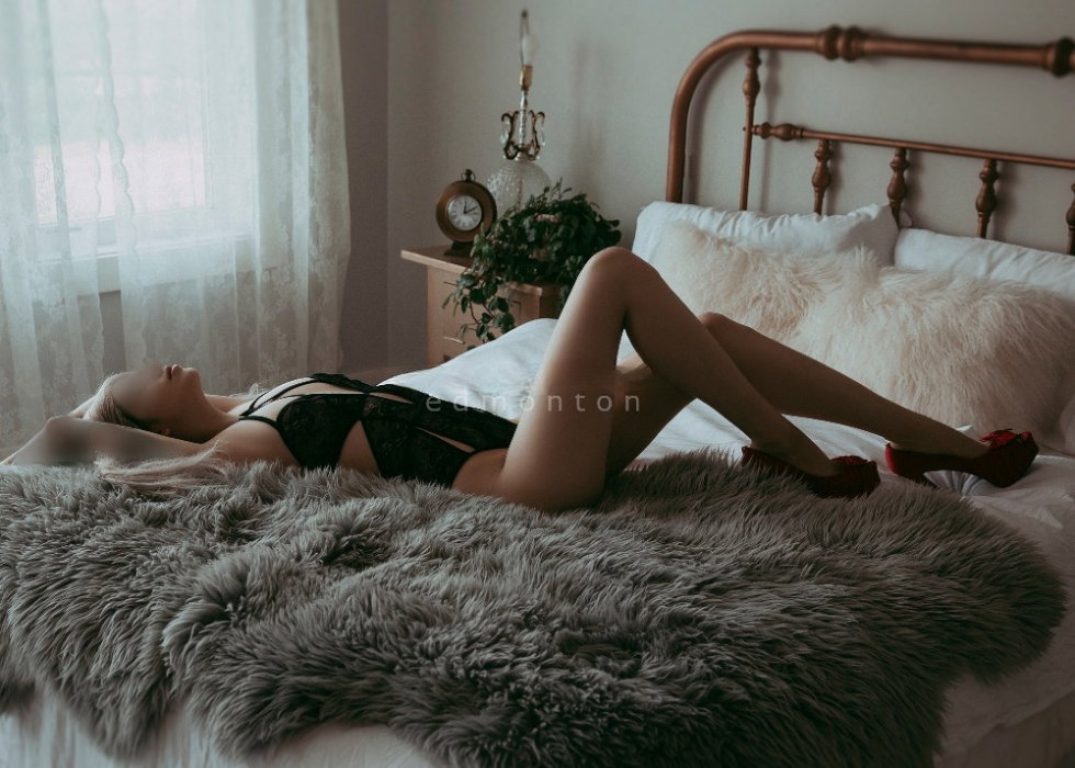 Josie Fox - photo 6