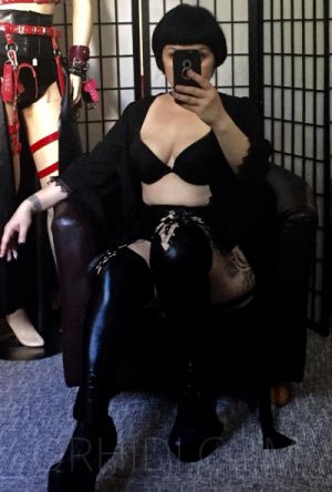 Madam Viva - photo 2