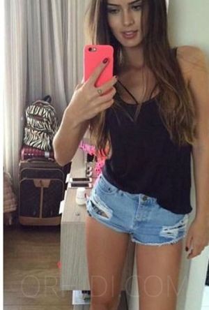 Katie - photo 6