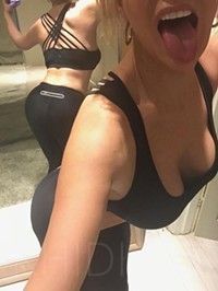 Skylar Moore - foto 8
