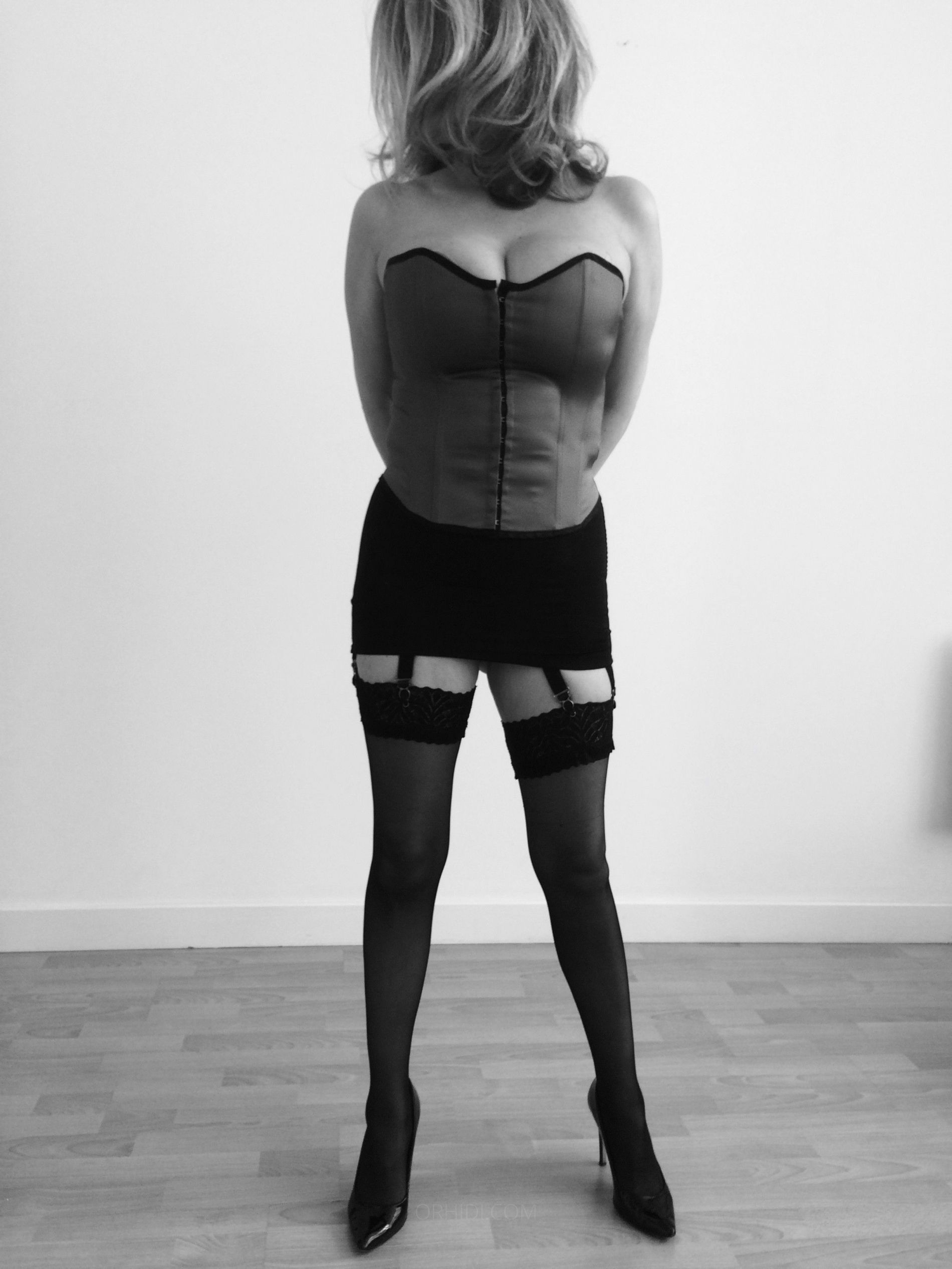 Iona Gerber - foto 16