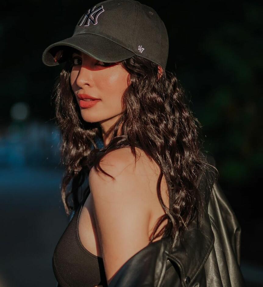 Eliana - photo 21