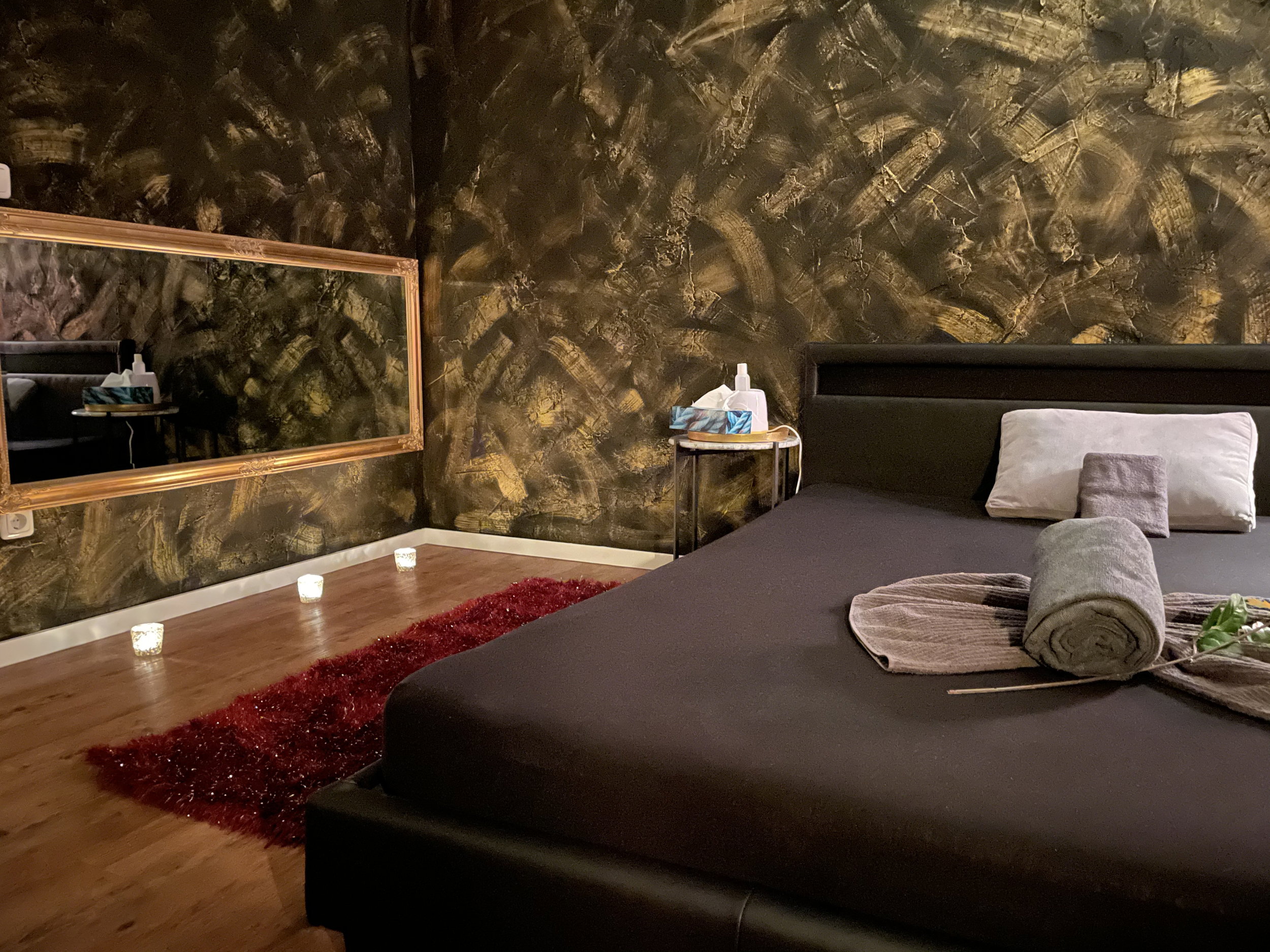 Opium Massage - foto