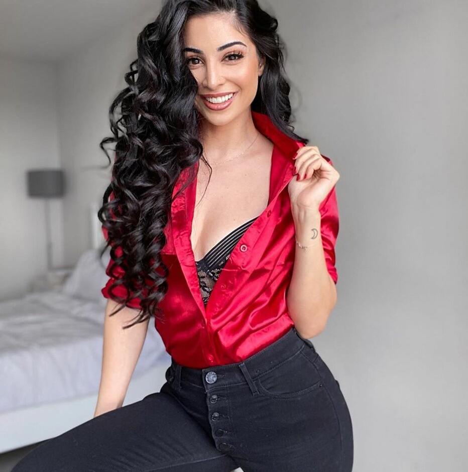 Eliana - photo 80