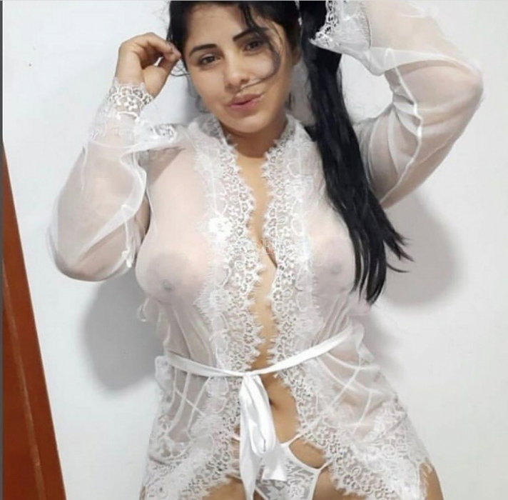 Adriana - foto 2