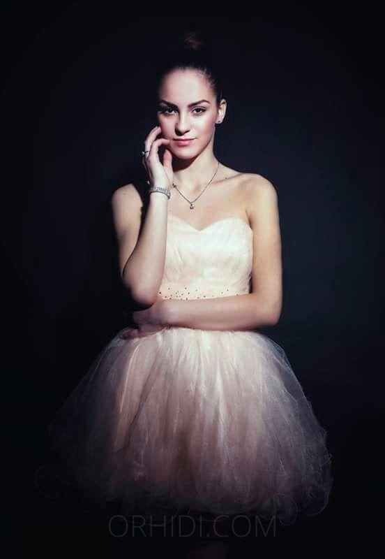 Daisy Ist Miss Maxim - foto 5