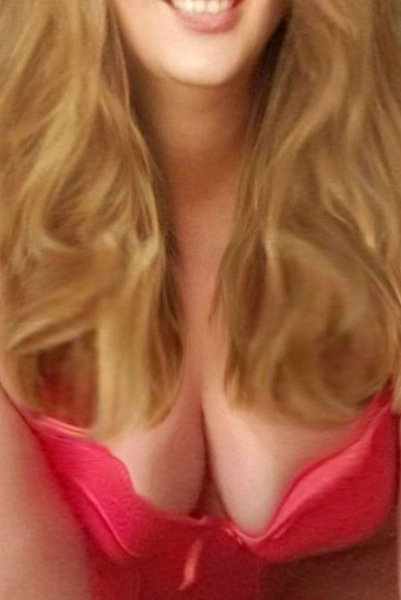 Pamela - photo 19