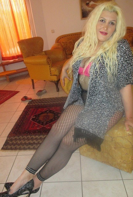 Emmy Im Penthouse - foto