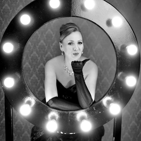 Pamela - photo 23