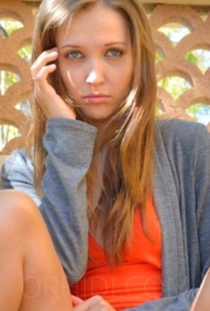 Mila Small - foto