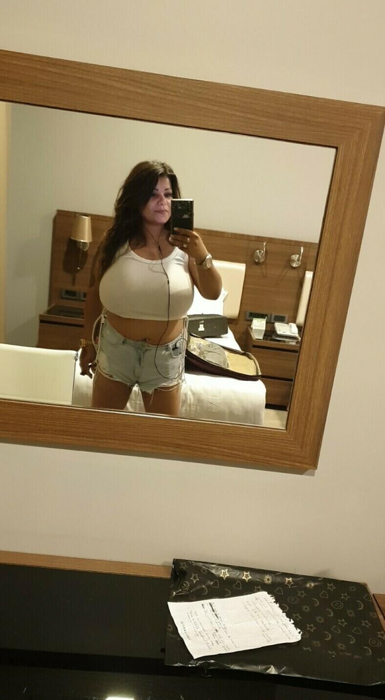 Adriana - foto 2