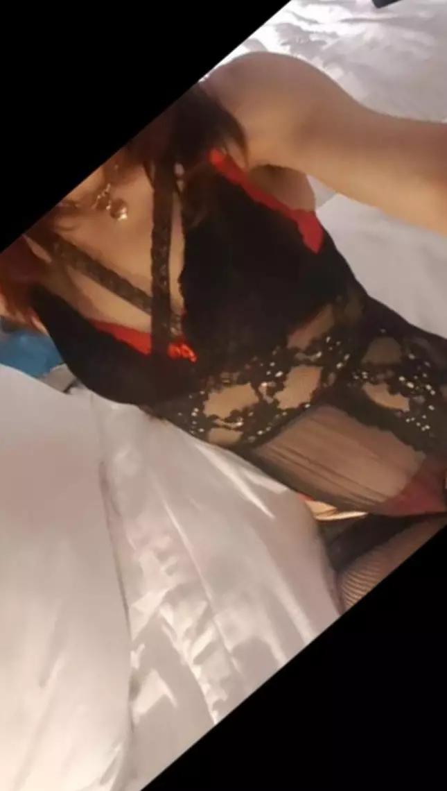 Little Horny Pussy - photo 3