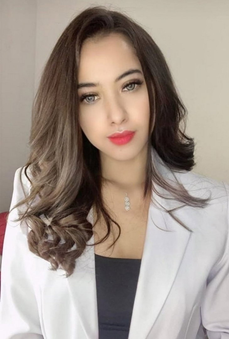 Arnia Putri - foto 2