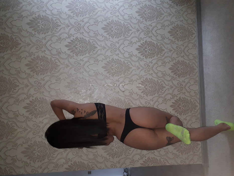 Rebecca - foto 2