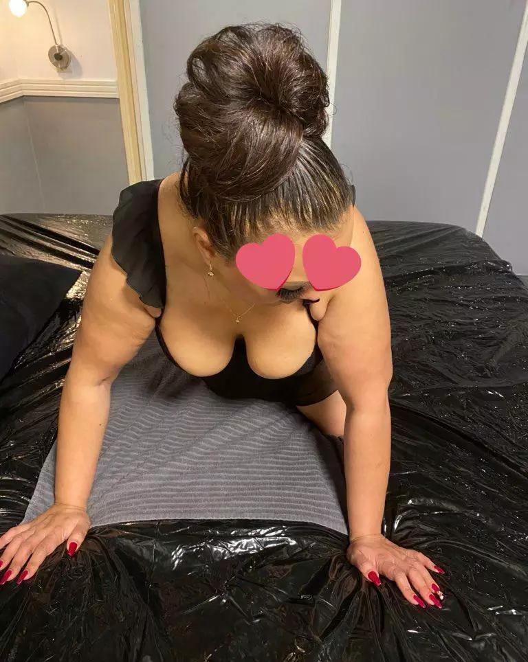 Zoe Massage - photo 10