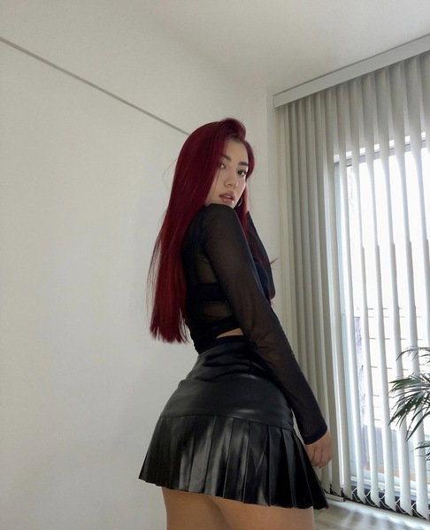 Angela - photo 5