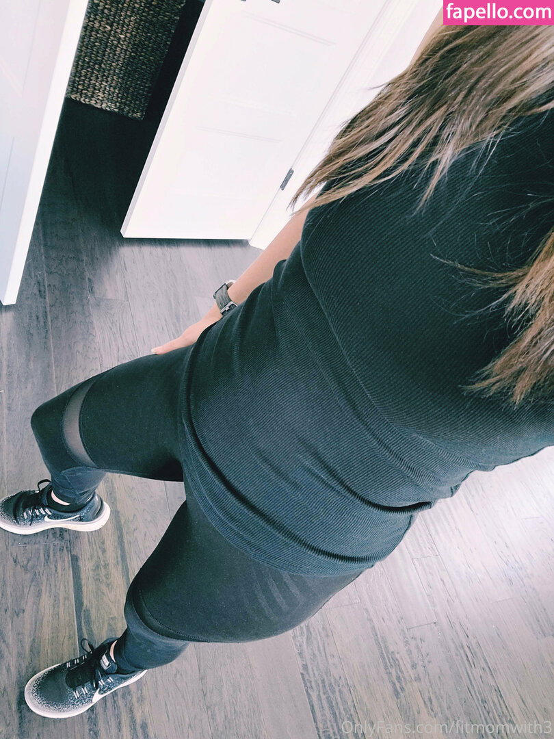Cortney - photo 36