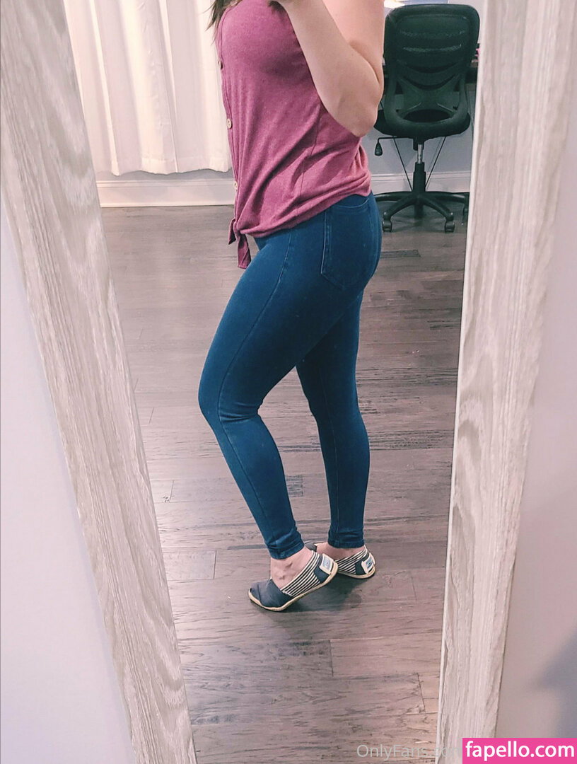 Cortney - photo 47
