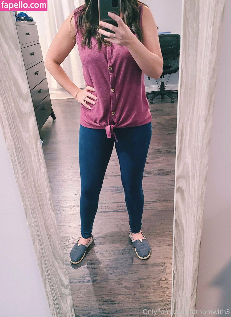 Cortney - photo 48