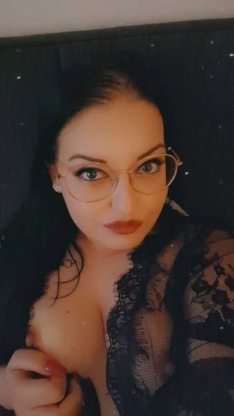 Monika Praller Po Feste Bruste Ganz Privat Neu - photo