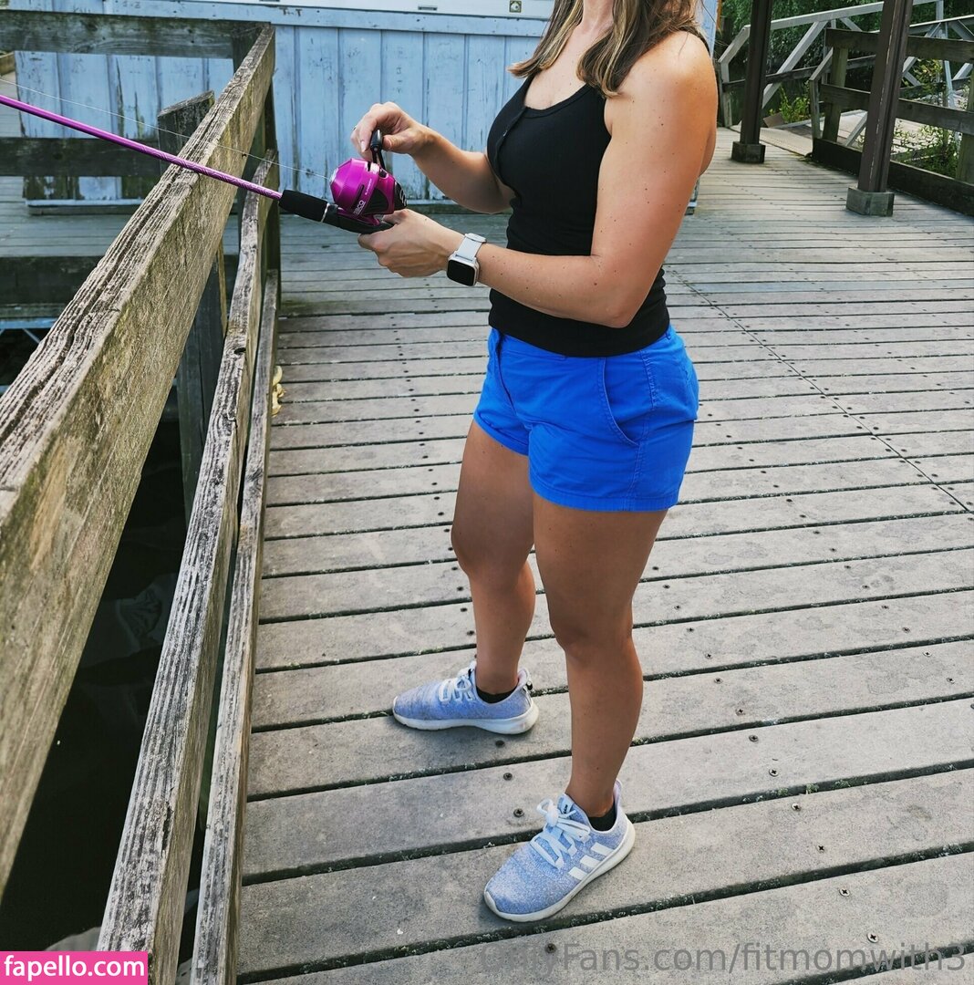 Cortney - photo 109