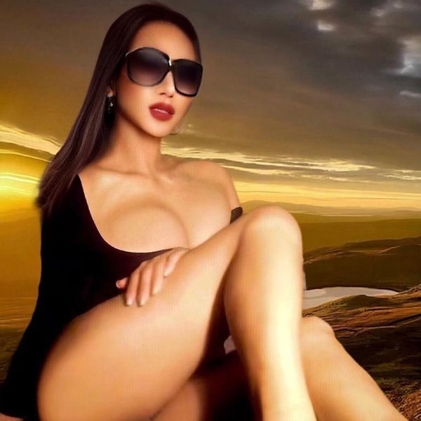 Thai Meyani Nur Fur Kurze Zeit - foto