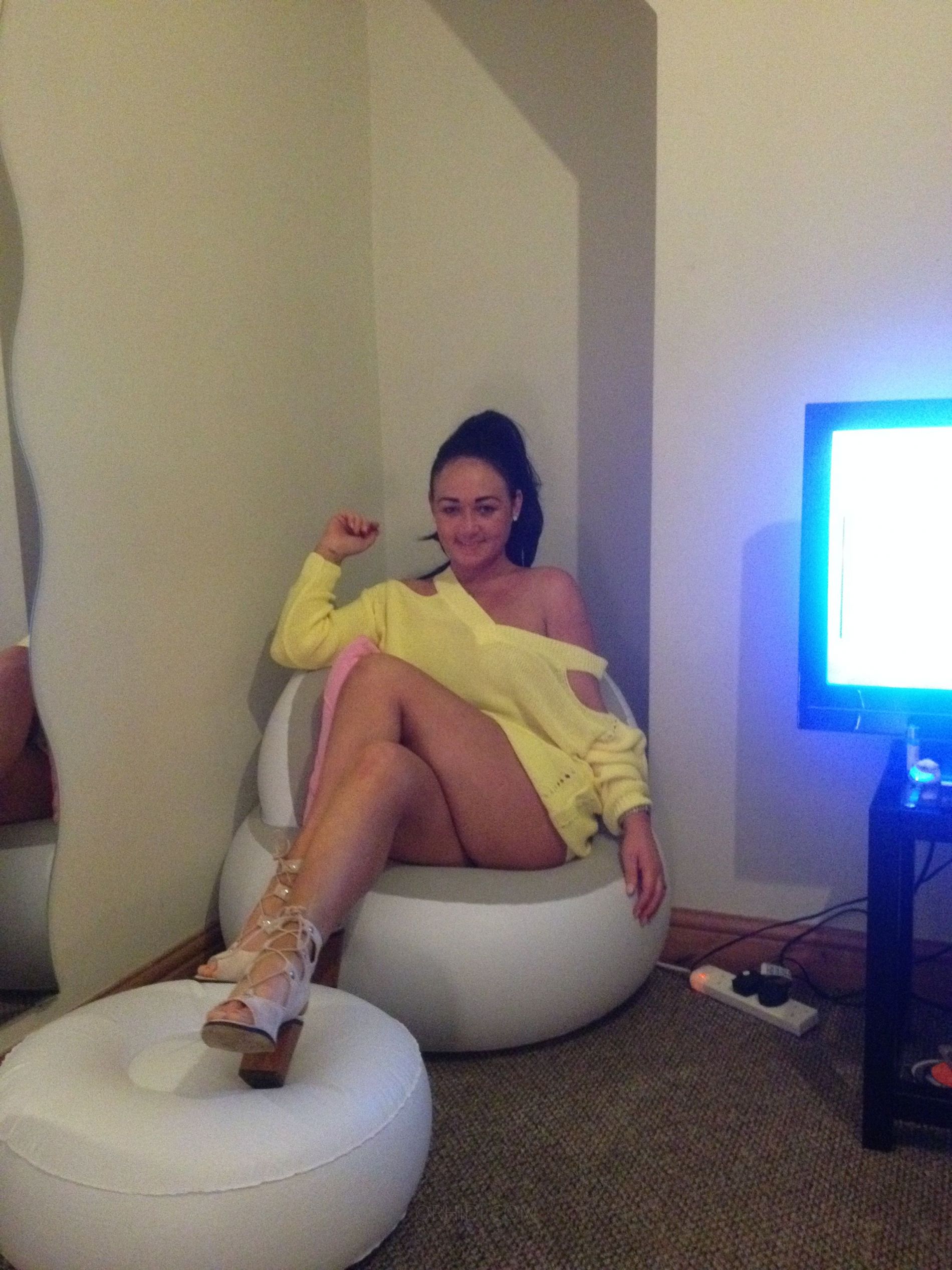 Emily G Is Back - photo 11