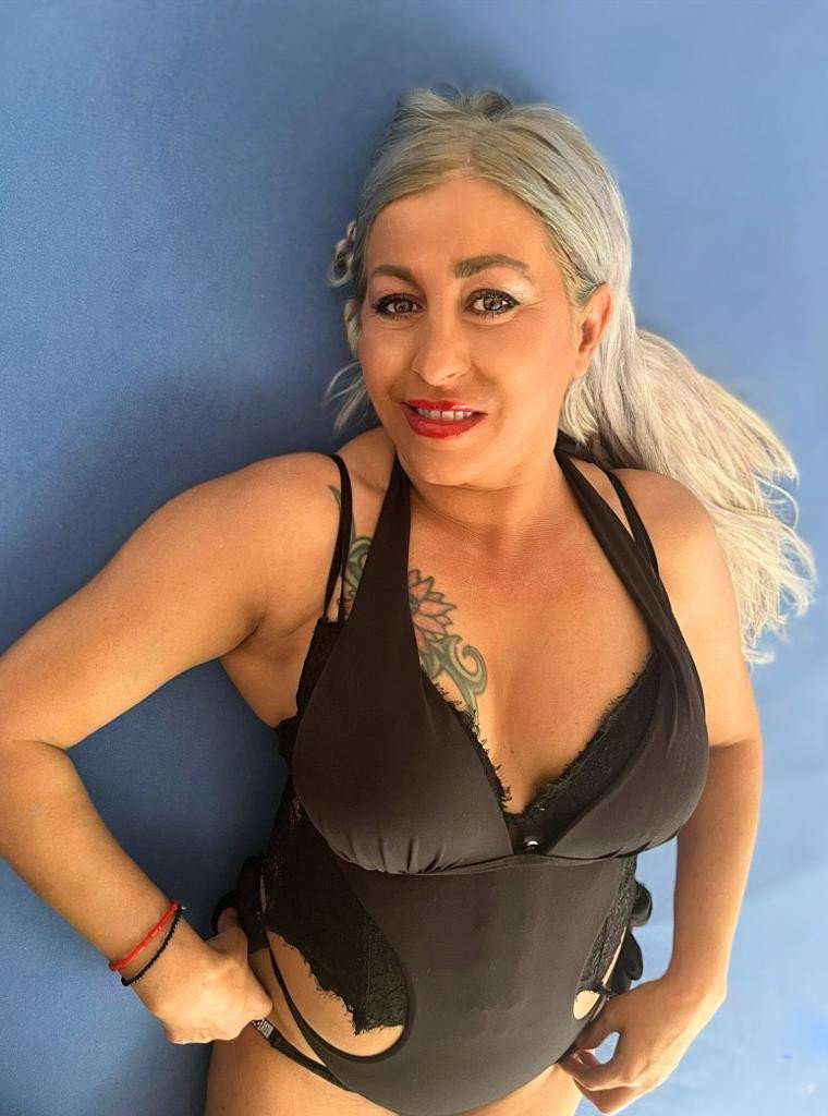 Lara Heiss Geil Und Sexhungrig - photo