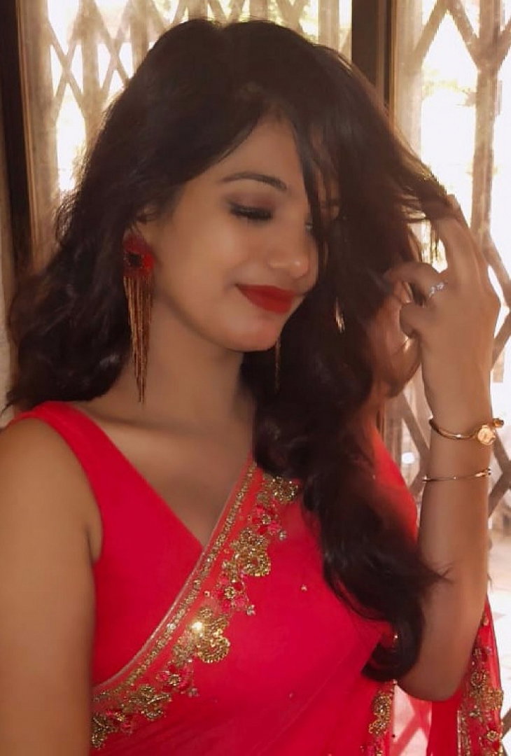 Riya Agarwal - foto 2