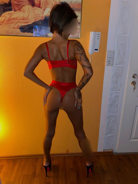 Dominant Skinny Finja - foto