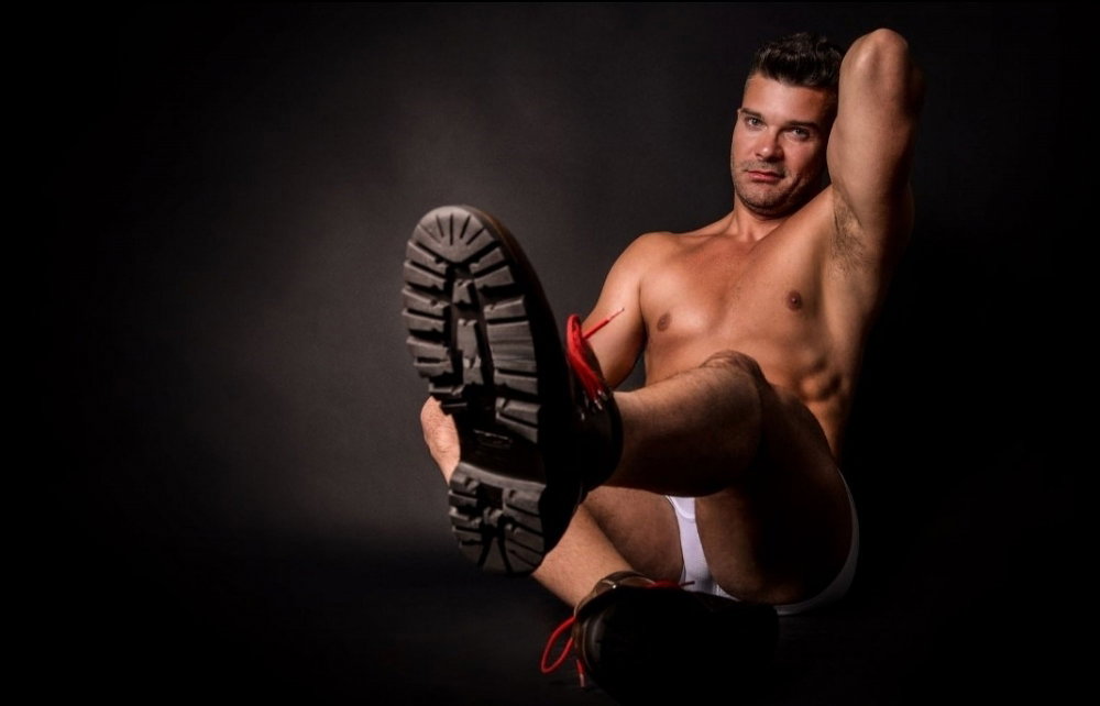 Richard - photo 8