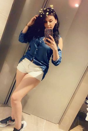 Cynthia - photo 8