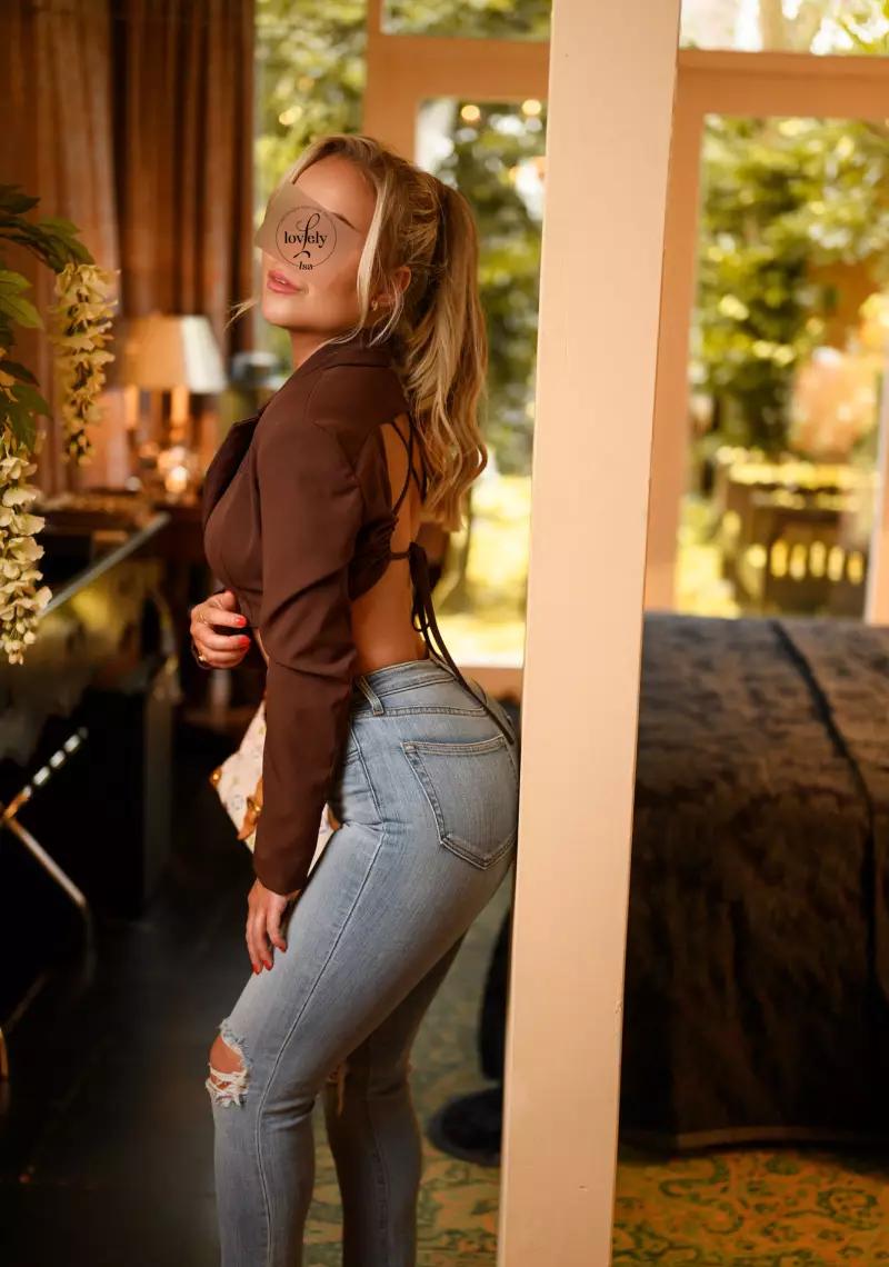 High Class Escort Loosdrecht Lovelyisa - photo 2