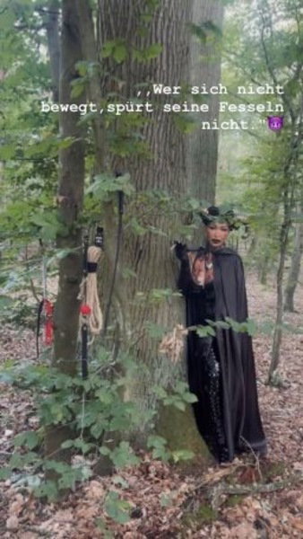 Domina Vicky - photo 11