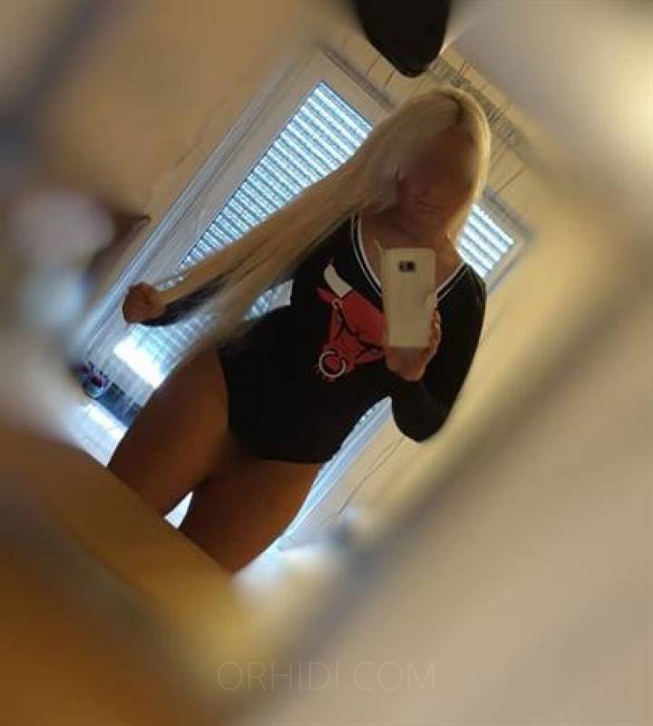 Yvonne - photo 6