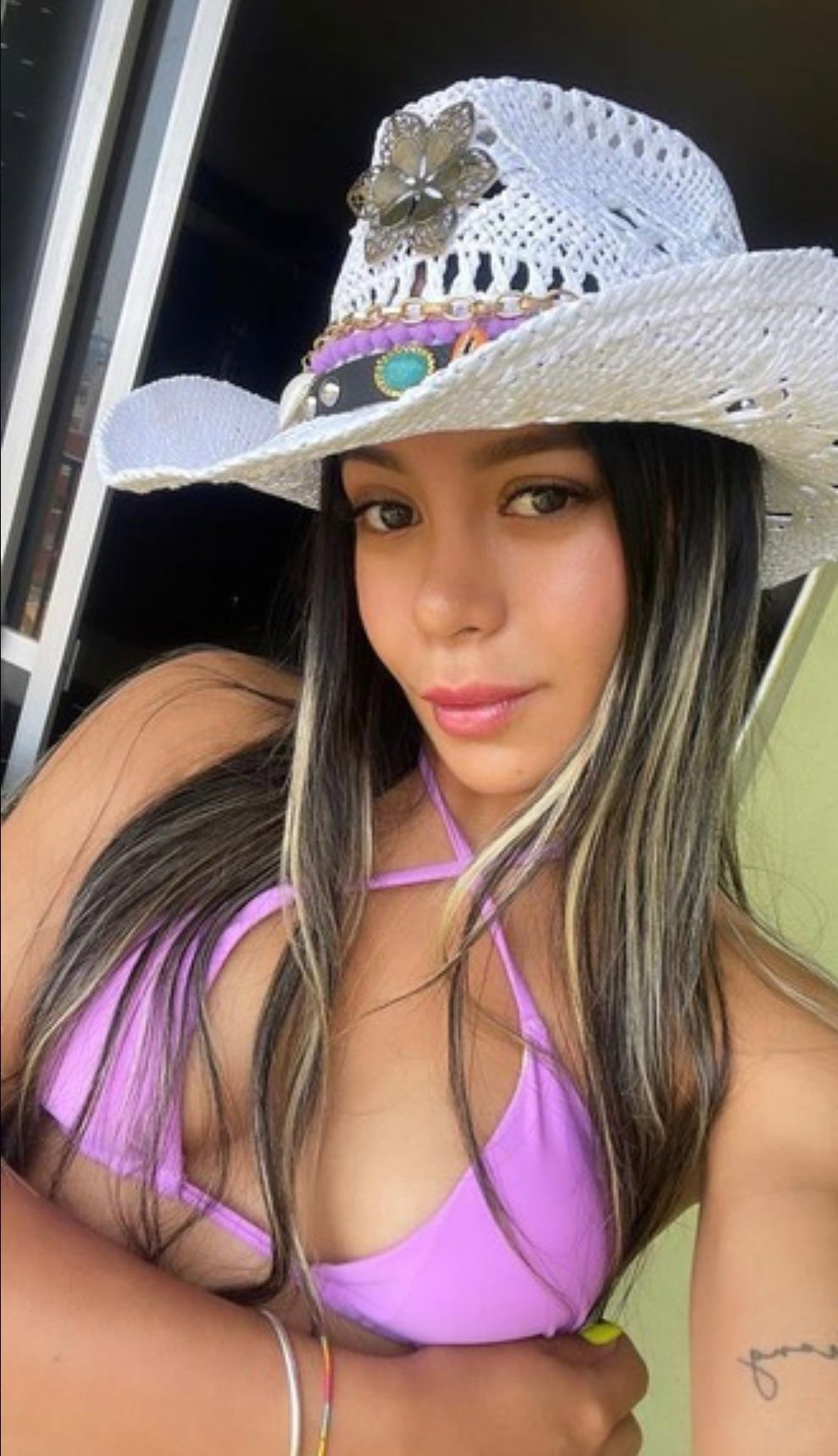 Antonella 11 - photo 6