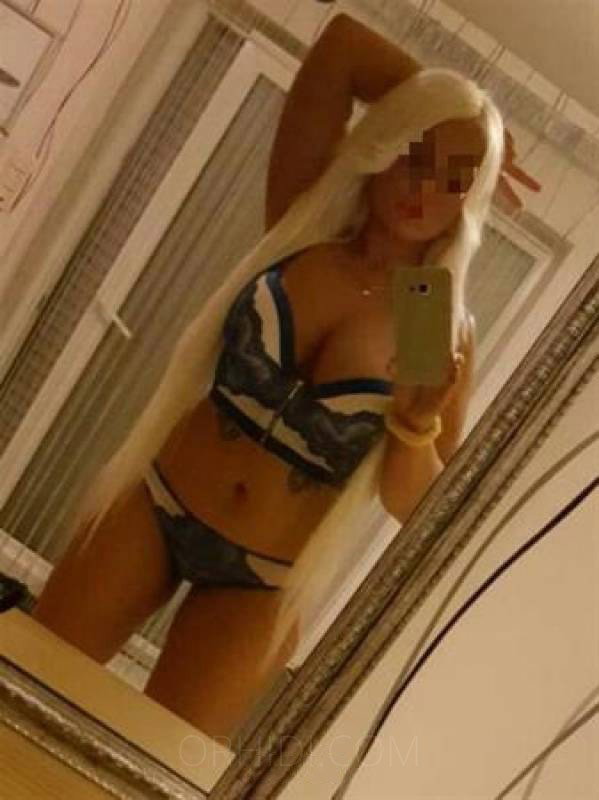 Yvonne - photo 5
