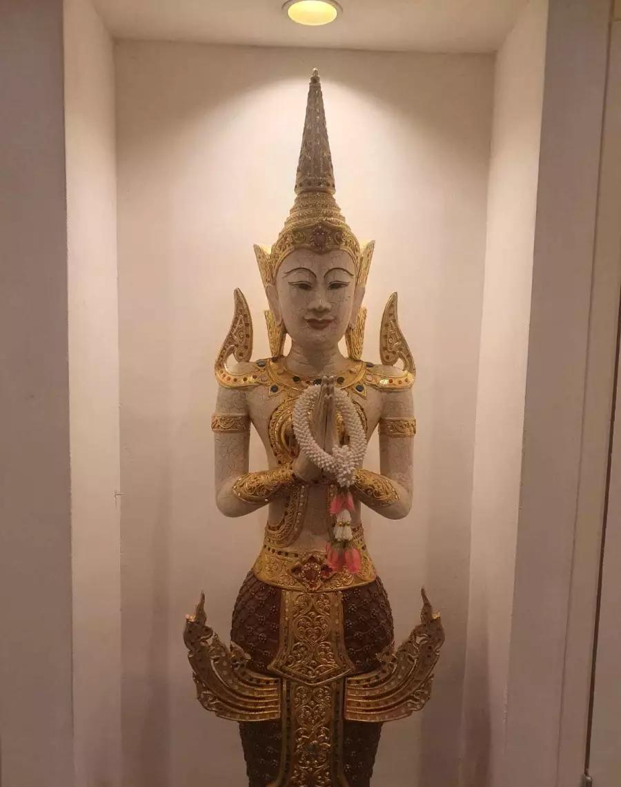 Erotische Thaise Massage Met Body To Body Massage - foto