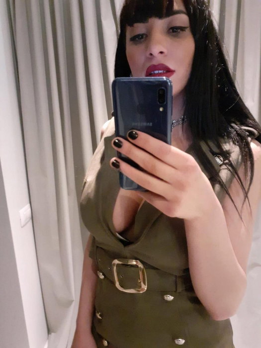 Mia - photo