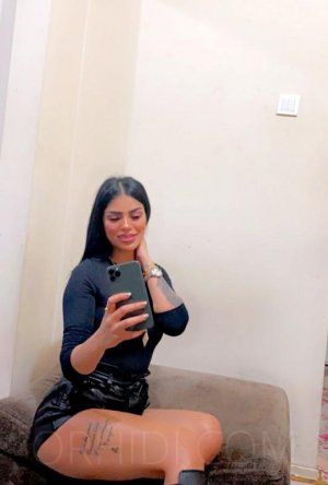 Arwa - photo 2